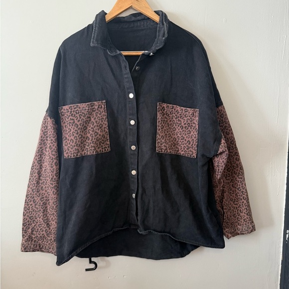 Vintage Plus Size Black Denim Jacket with Leopard Print Sleeves Size 2XL - Picture 1 of 4
